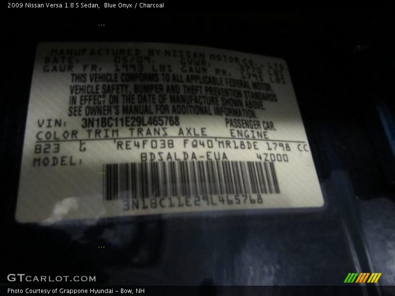 Blue Onyx / Charcoal 2009 Nissan Versa 1.8 S Sedan