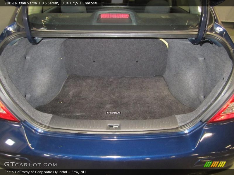 Blue Onyx / Charcoal 2009 Nissan Versa 1.8 S Sedan