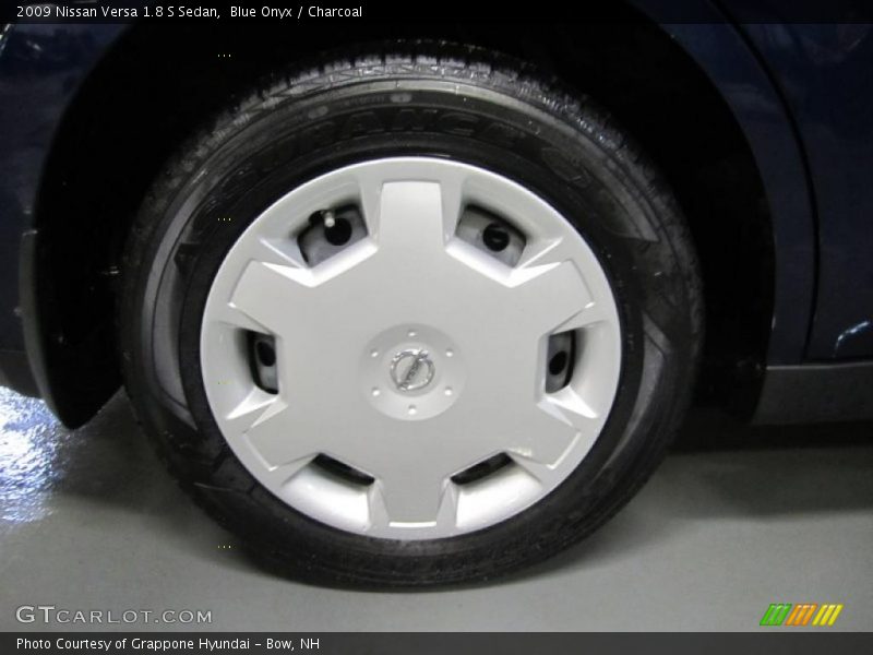 Blue Onyx / Charcoal 2009 Nissan Versa 1.8 S Sedan