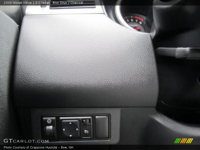 Blue Onyx / Charcoal 2009 Nissan Versa 1.8 S Sedan