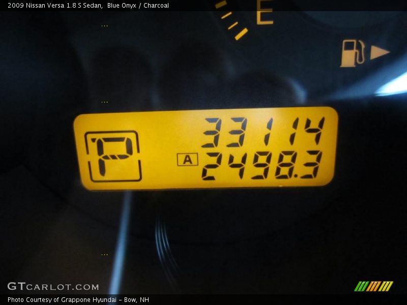 Blue Onyx / Charcoal 2009 Nissan Versa 1.8 S Sedan