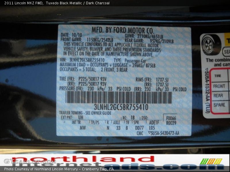 Tuxedo Black Metallic / Dark Charcoal 2011 Lincoln MKZ FWD