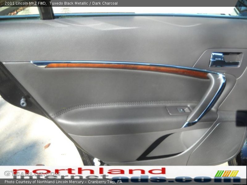 Tuxedo Black Metallic / Dark Charcoal 2011 Lincoln MKZ FWD
