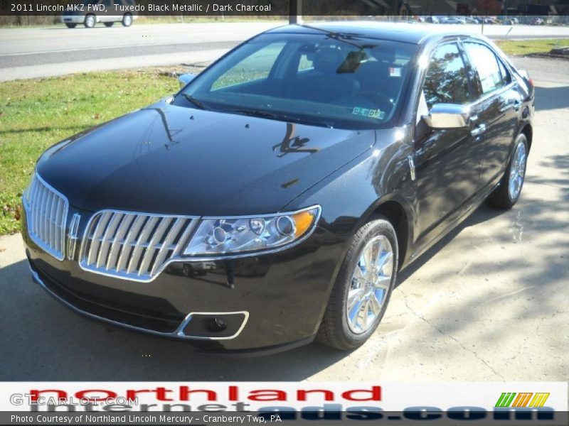 Tuxedo Black Metallic / Dark Charcoal 2011 Lincoln MKZ FWD