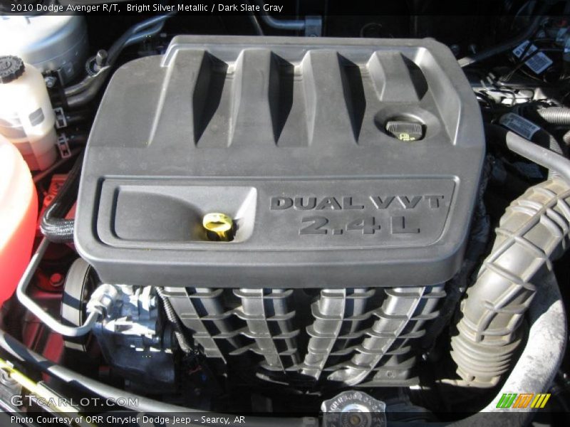 Bright Silver Metallic / Dark Slate Gray 2010 Dodge Avenger R/T