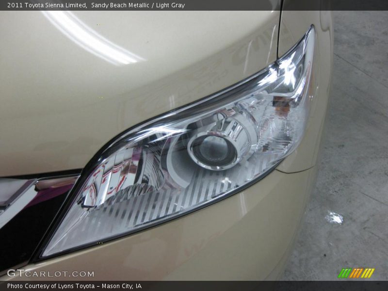 Sandy Beach Metallic / Light Gray 2011 Toyota Sienna Limited