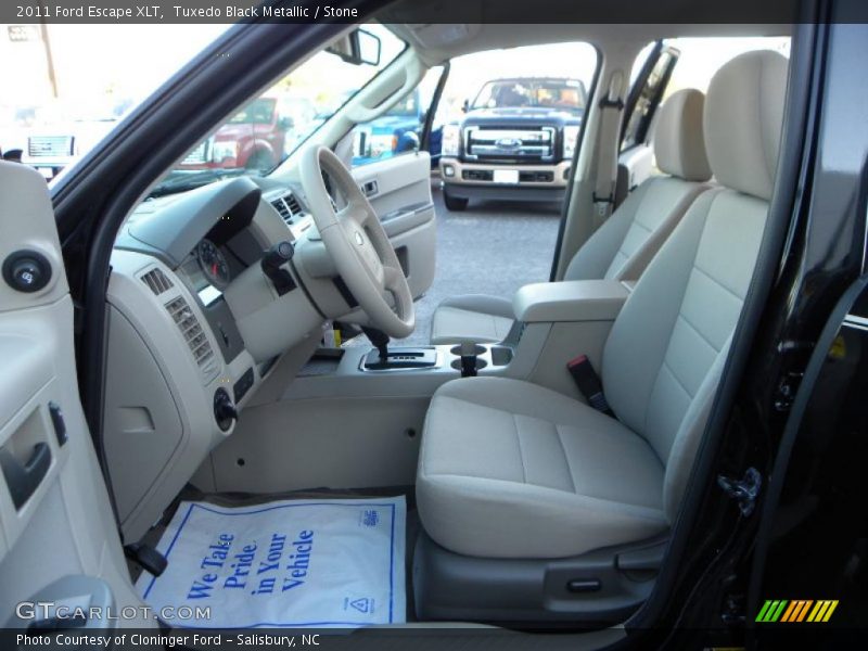 Tuxedo Black Metallic / Stone 2011 Ford Escape XLT
