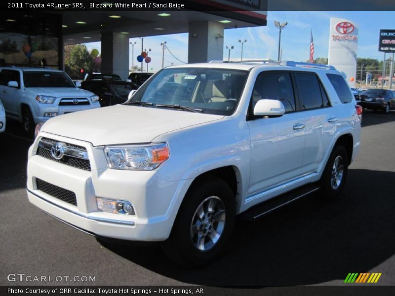 Blizzard White Pearl / Sand Beige 2011 Toyota 4Runner SR5
