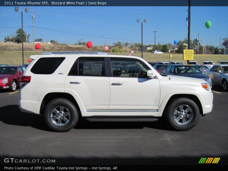 Blizzard White Pearl / Sand Beige 2011 Toyota 4Runner SR5