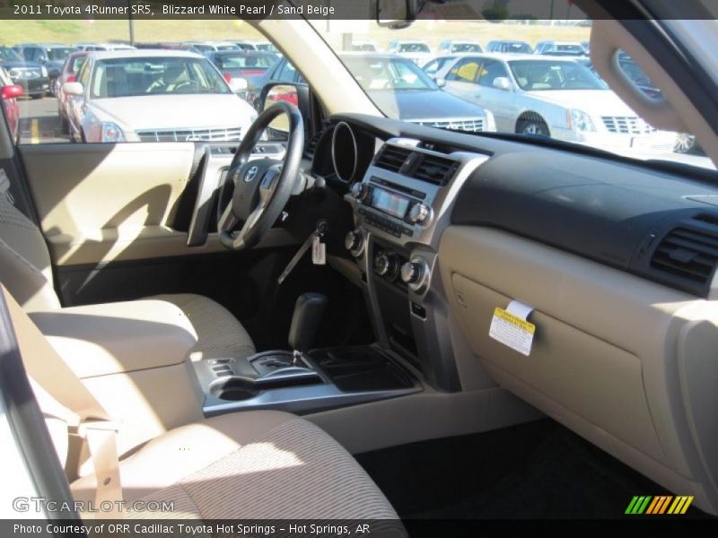 Blizzard White Pearl / Sand Beige 2011 Toyota 4Runner SR5