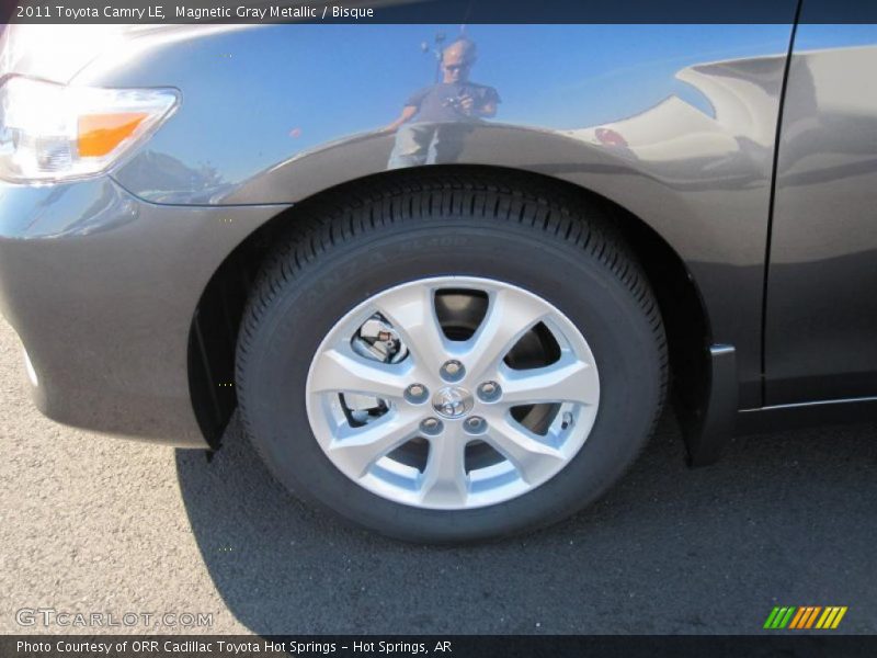 Magnetic Gray Metallic / Bisque 2011 Toyota Camry LE