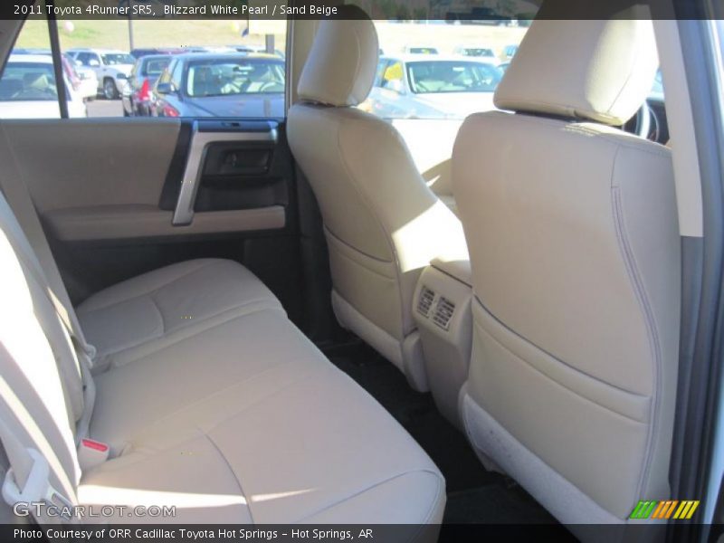 Blizzard White Pearl / Sand Beige 2011 Toyota 4Runner SR5