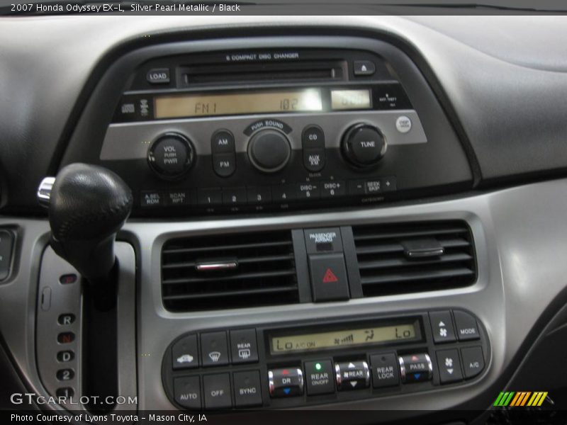 Silver Pearl Metallic / Black 2007 Honda Odyssey EX-L