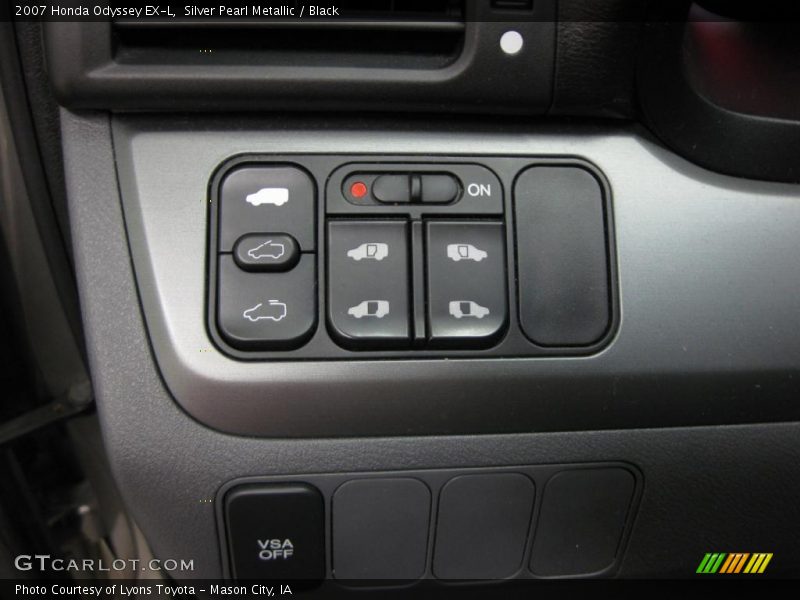 Silver Pearl Metallic / Black 2007 Honda Odyssey EX-L