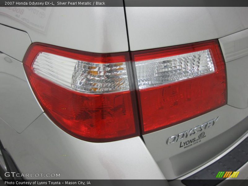 Silver Pearl Metallic / Black 2007 Honda Odyssey EX-L