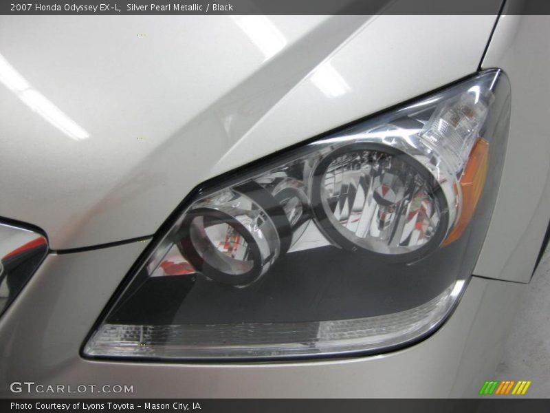 Silver Pearl Metallic / Black 2007 Honda Odyssey EX-L