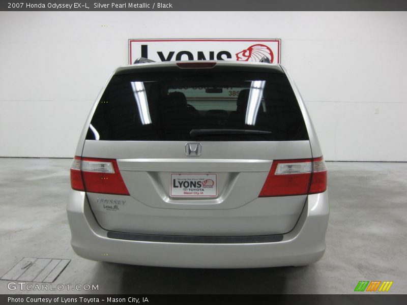 Silver Pearl Metallic / Black 2007 Honda Odyssey EX-L