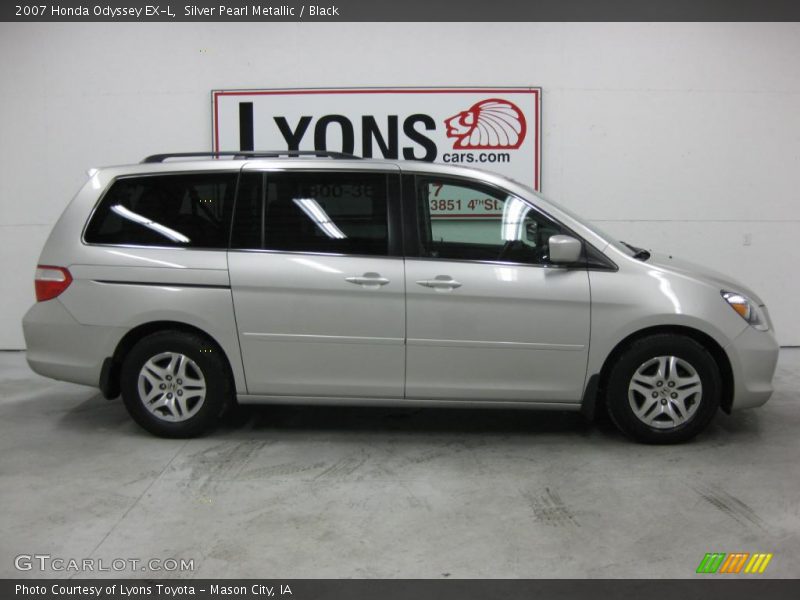 Silver Pearl Metallic / Black 2007 Honda Odyssey EX-L