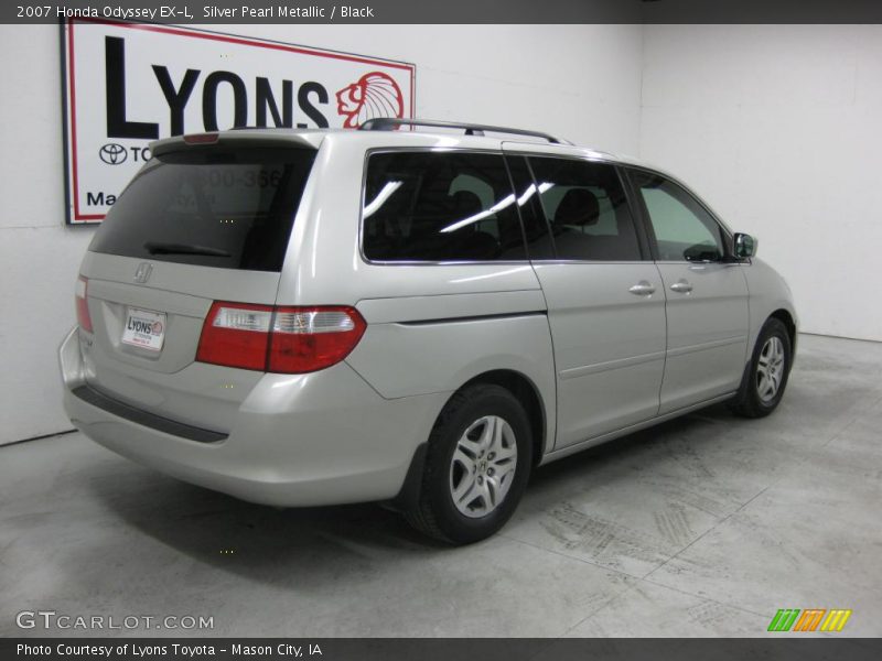 Silver Pearl Metallic / Black 2007 Honda Odyssey EX-L