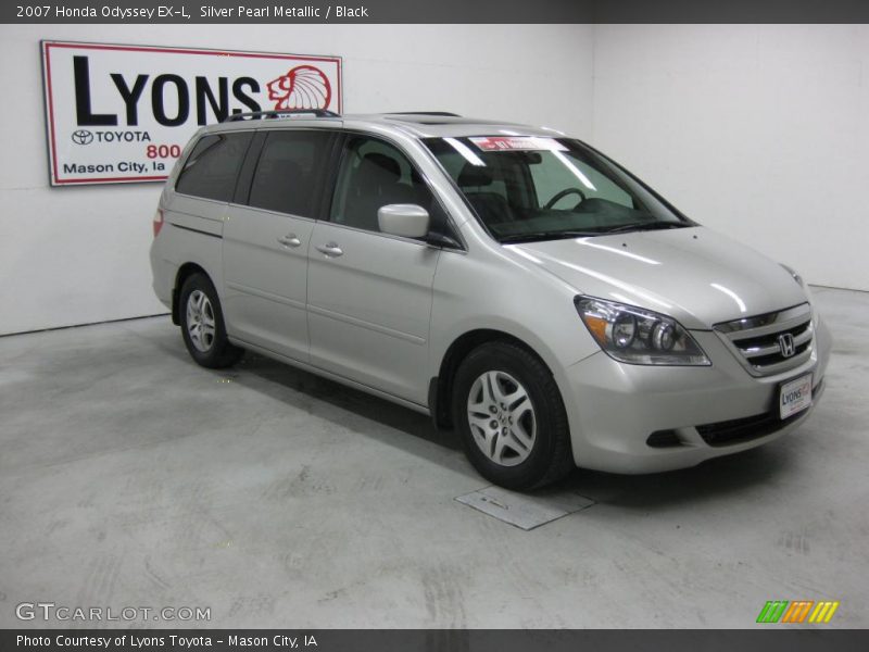 Silver Pearl Metallic / Black 2007 Honda Odyssey EX-L