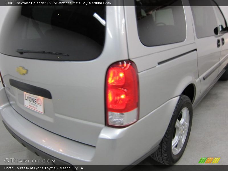 Silverstone Metallic / Medium Gray 2008 Chevrolet Uplander LS