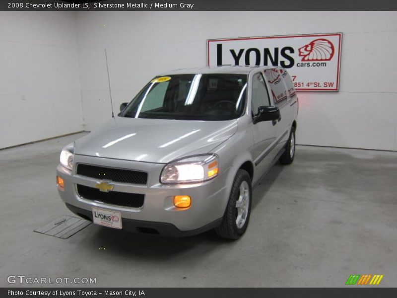 Silverstone Metallic / Medium Gray 2008 Chevrolet Uplander LS
