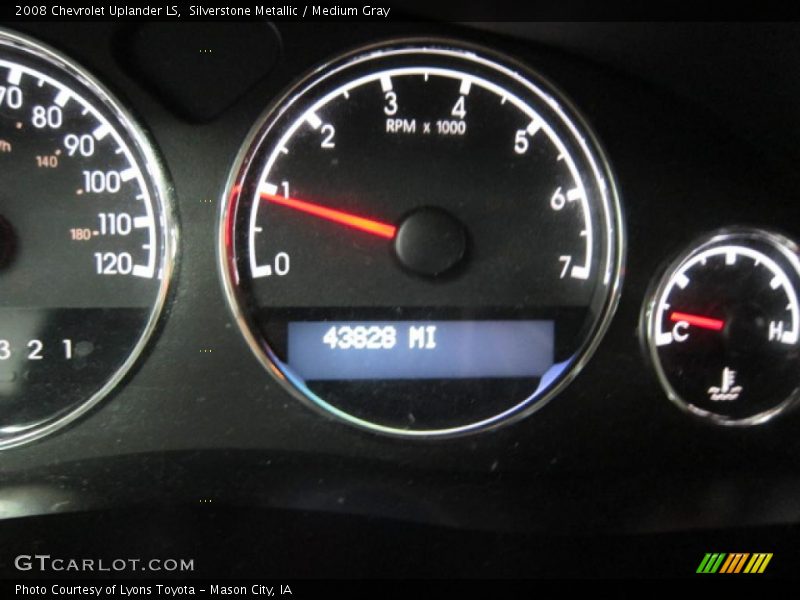 Silverstone Metallic / Medium Gray 2008 Chevrolet Uplander LS