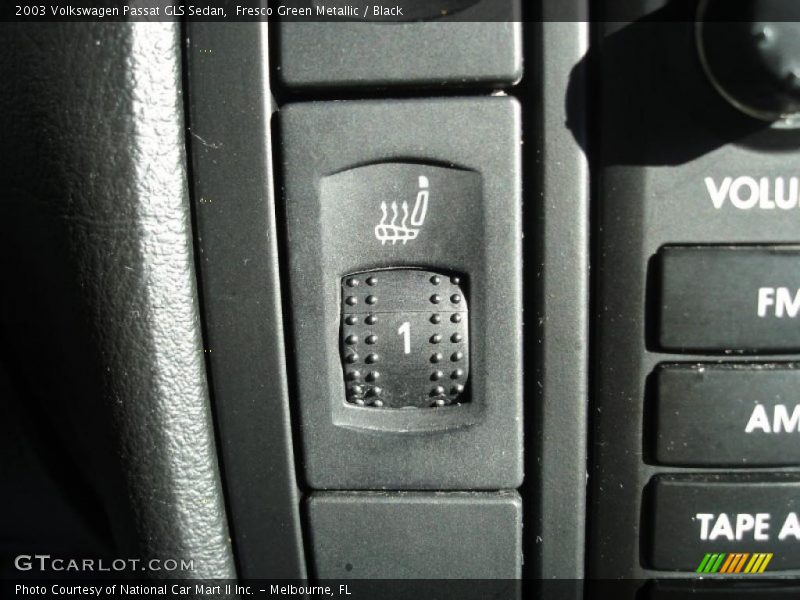 Fresco Green Metallic / Black 2003 Volkswagen Passat GLS Sedan
