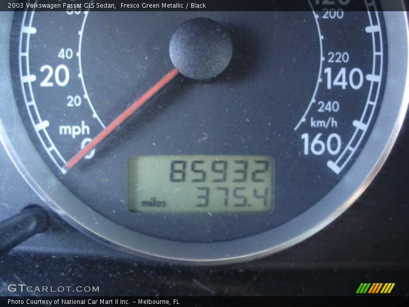 Fresco Green Metallic / Black 2003 Volkswagen Passat GLS Sedan