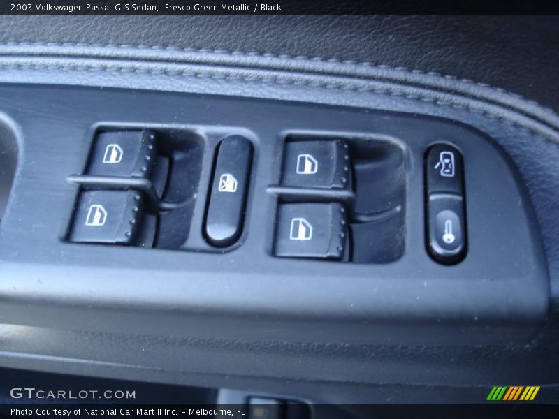 Fresco Green Metallic / Black 2003 Volkswagen Passat GLS Sedan