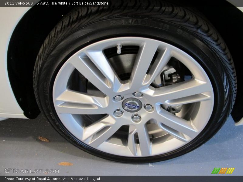 Ice White / Soft Beige/Sandstone 2011 Volvo S60 T6 AWD