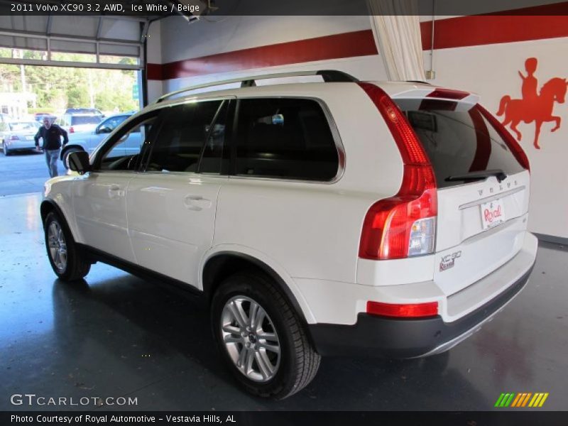 Ice White / Beige 2011 Volvo XC90 3.2 AWD
