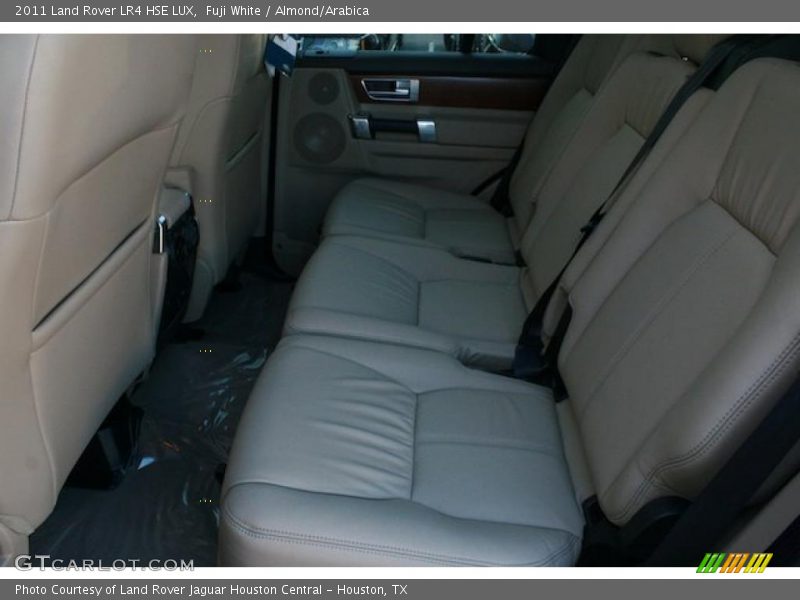 Fuji White / Almond/Arabica 2011 Land Rover LR4 HSE LUX