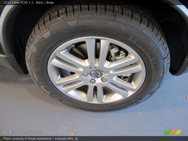 Black / Beige 2011 Volvo XC90 3.2
