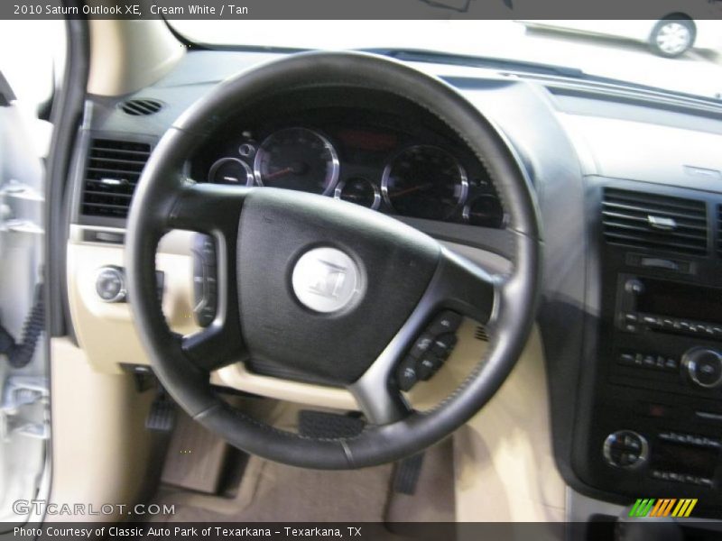 Cream White / Tan 2010 Saturn Outlook XE