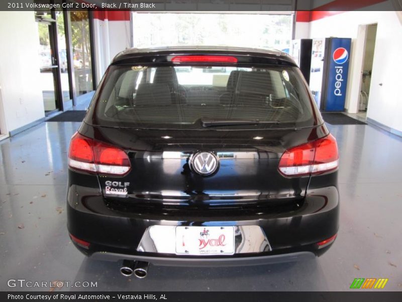 Black / Titan Black 2011 Volkswagen Golf 2 Door
