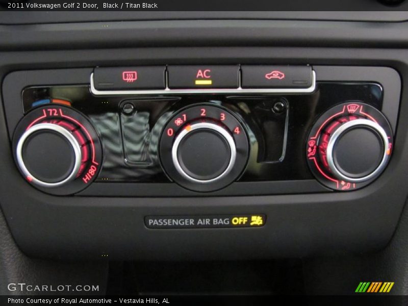 Black / Titan Black 2011 Volkswagen Golf 2 Door