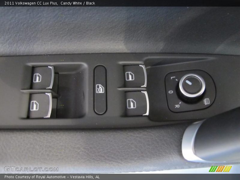 Candy White / Black 2011 Volkswagen CC Lux Plus