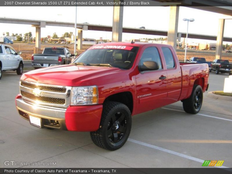 Front 3/4 View of 2007 Silverado 1500 LT Z71 Extended Cab 4x4