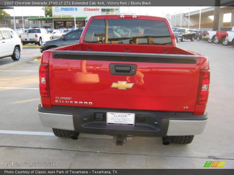 Victory Red / Ebony Black 2007 Chevrolet Silverado 1500 LT Z71 Extended Cab 4x4