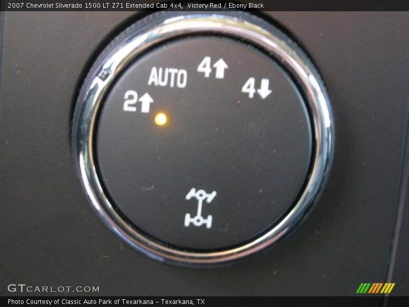 Controls of 2007 Silverado 1500 LT Z71 Extended Cab 4x4