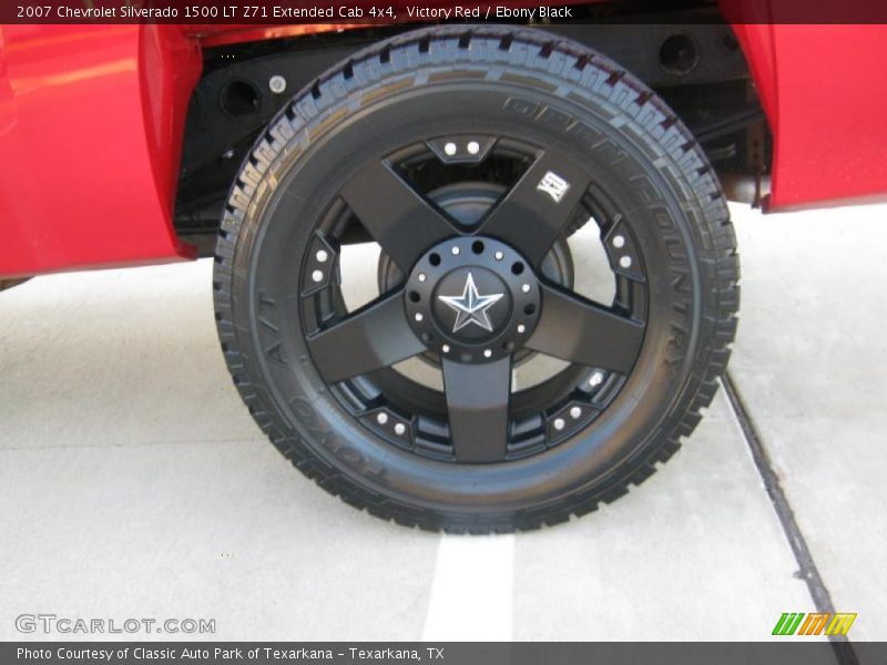Custom Wheels of 2007 Silverado 1500 LT Z71 Extended Cab 4x4
