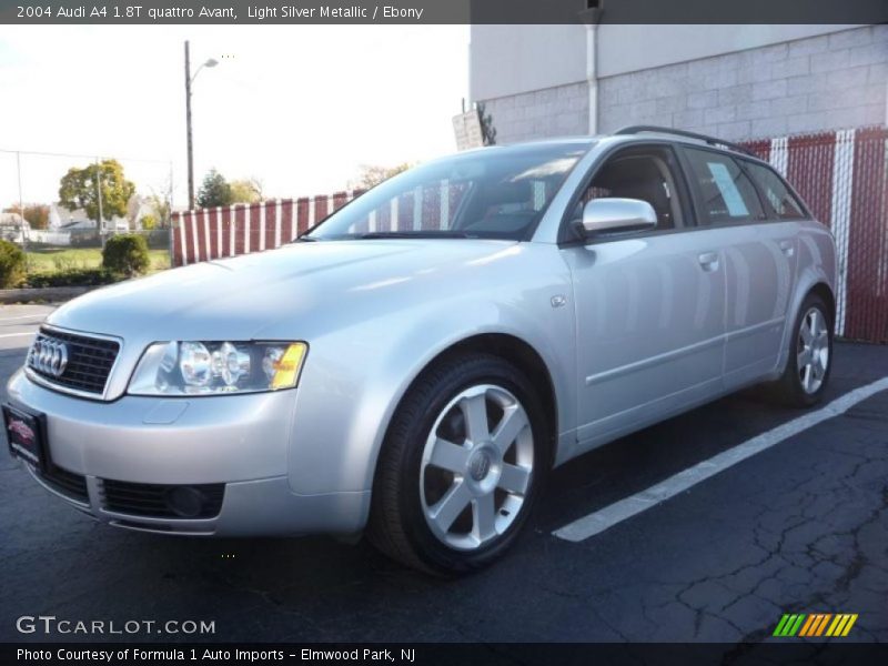 Front 3/4 View of 2004 A4 1.8T quattro Avant