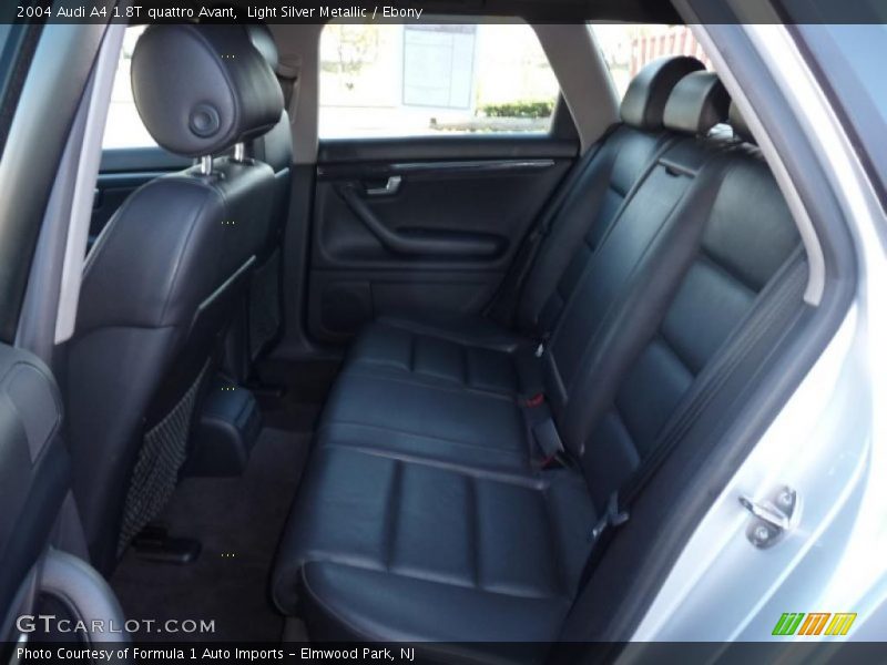  2004 A4 1.8T quattro Avant Ebony Interior