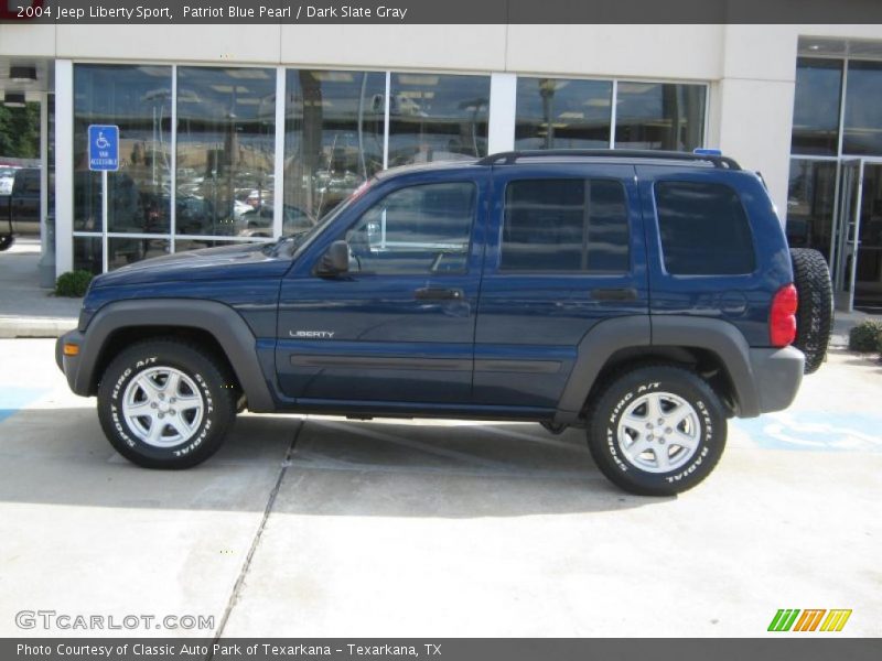 Patriot Blue Pearl / Dark Slate Gray 2004 Jeep Liberty Sport