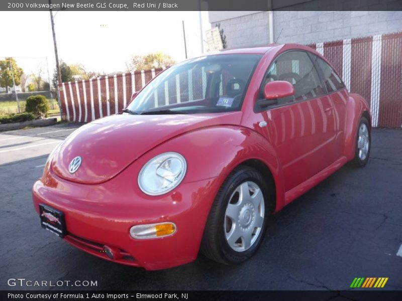 Red Uni / Black 2000 Volkswagen New Beetle GLS Coupe