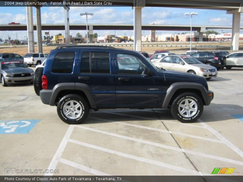 Patriot Blue Pearl / Dark Slate Gray 2004 Jeep Liberty Sport