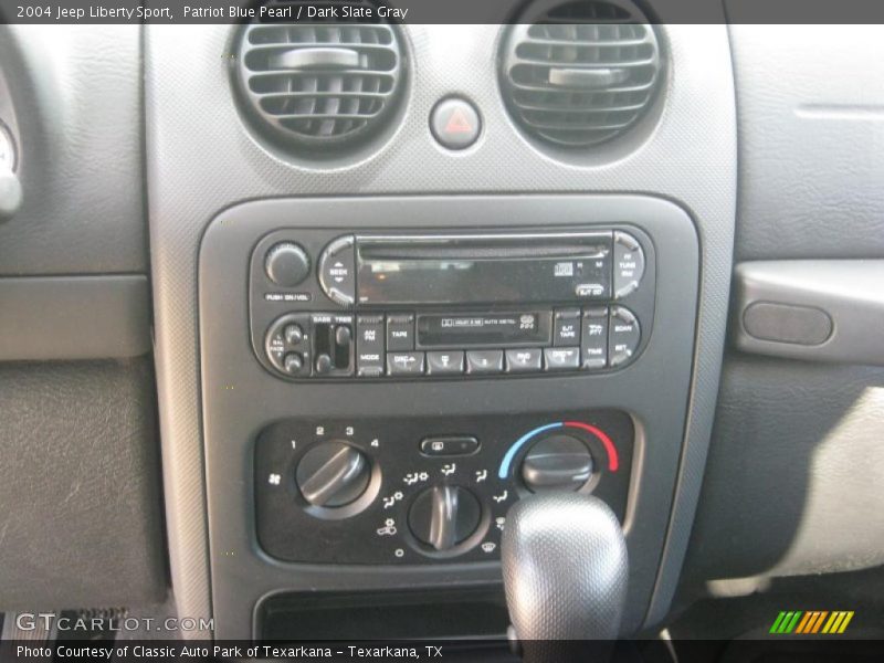 Patriot Blue Pearl / Dark Slate Gray 2004 Jeep Liberty Sport
