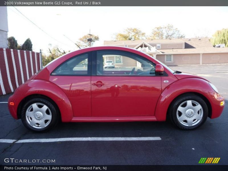 Red Uni / Black 2000 Volkswagen New Beetle GLS Coupe