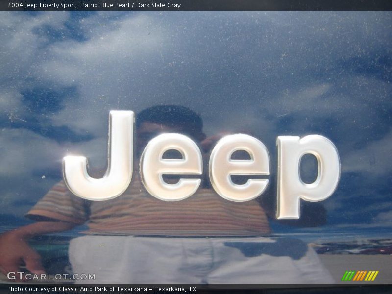Patriot Blue Pearl / Dark Slate Gray 2004 Jeep Liberty Sport